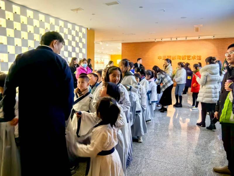文化赋能：金川县魔创文旅挖掘城市文化资源的实践探索